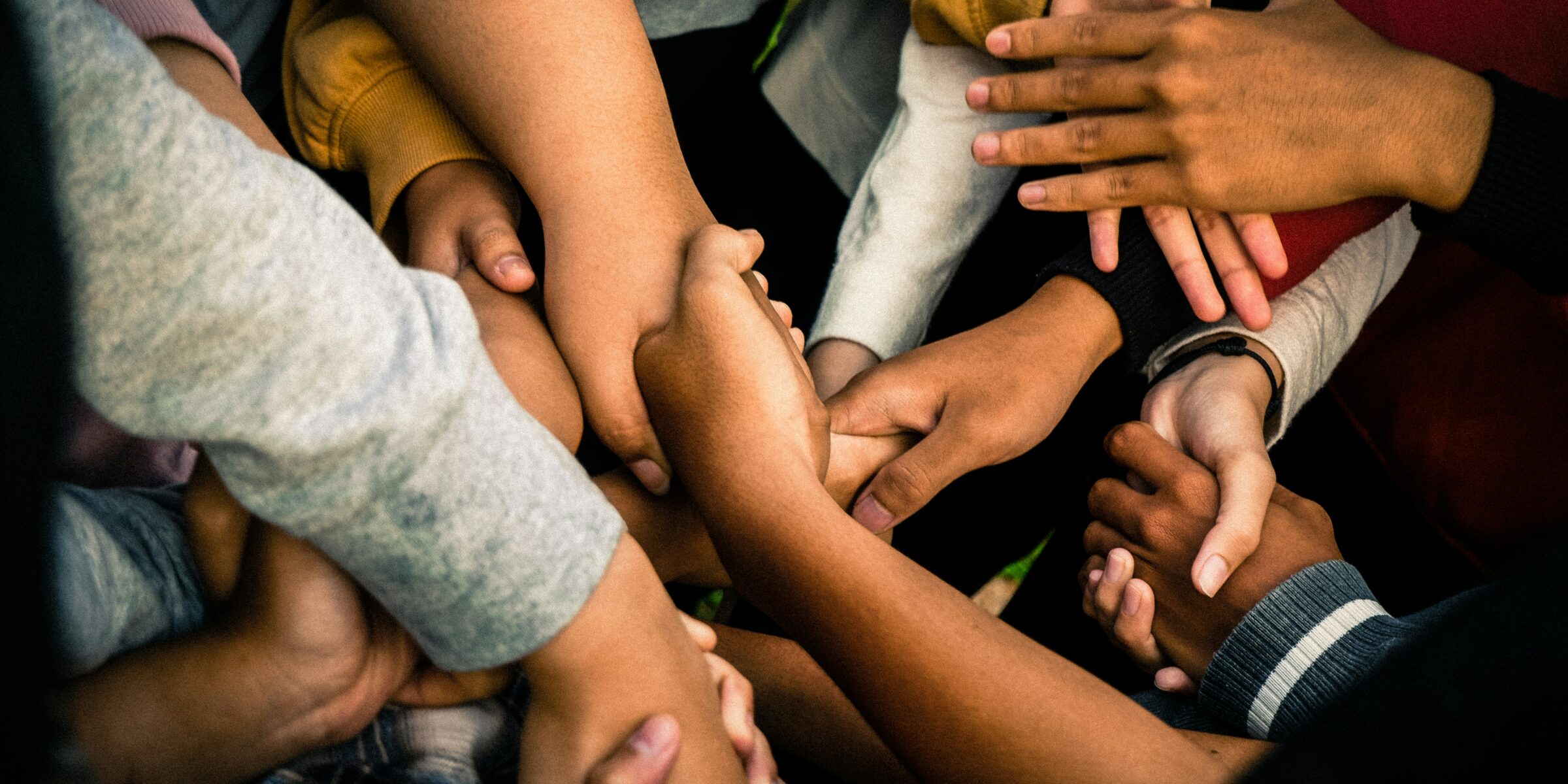 marlis-trio-akbar-eMB60hNHFL8-unsplash